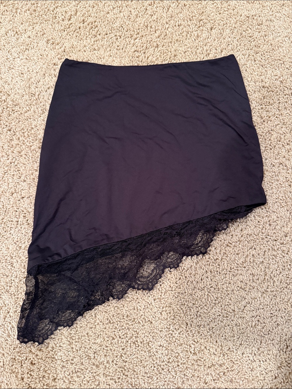 Tiger Mist Asymmetrical black lace detail mini skirt - Size Small